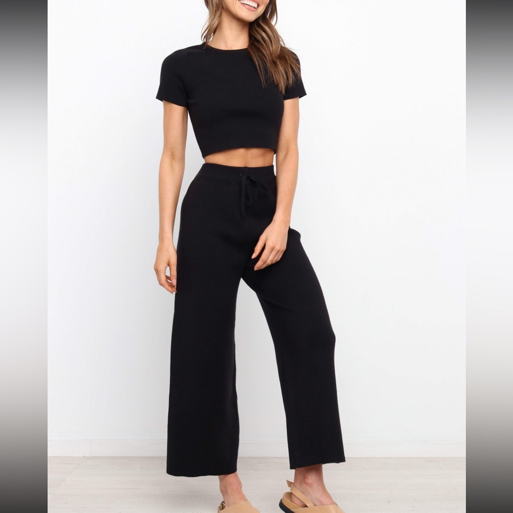 NWT Petal & Pup Ayers Two-Piece Set in Black size S/M